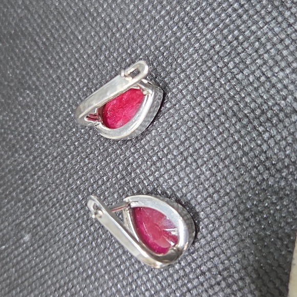 Nwot!  Ruby 925 Earrings Handmade - Picture 3 of 5